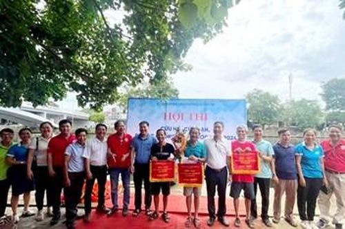 Hội thi cứu hộ, cứu nạn và phòng chống đuối nước trên sông Đông Ba