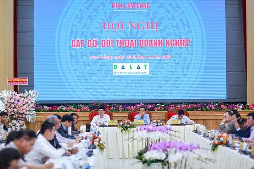 Lâm Đồng: Doanh nghiệp gặp khó vì còn tình trạng cán bộ đùn đẩy, né tránh trách nhiệm