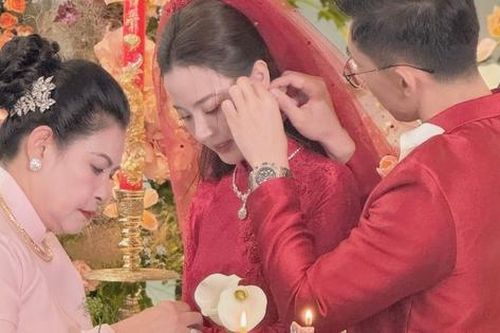 Lễ vu quy Midu: Dàn sính lễ và thái độ nhà chồng thiếu gia gây chú ý