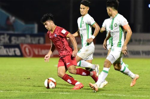 V-League 2024/25 chờ 'hành khách' cuối cùng