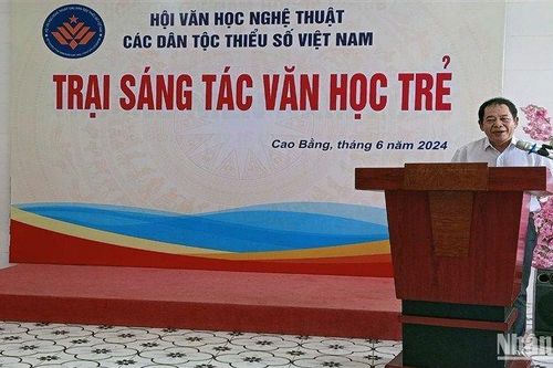 Khai mạc Trại sáng tác dành cho nhà văn, nhà thơ trẻ dân tộc thiểu số
