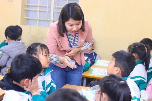 Đề xuất thay đổi chế độ làm việc của giáo viên