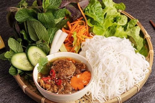 4 món ăn Việt Nam trong danh sách những món thịt ngon nhất thế giới của TasteAtlas