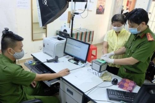 Tạm ngưng cấp căn cước công dân một tuần tại TP HCM