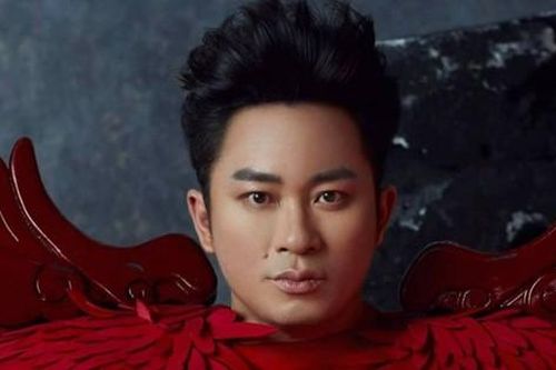 Divo Tùng Dương nhìn từ tranh luận chuyên cướp hit, phá hit