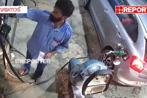 Người đàn ông lái ô tô kéo sập trụ bơm xăng vì tưởng nhân viên phục vụ xong