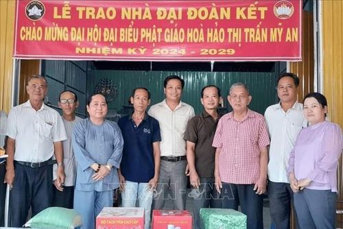 Đồng bào Phật giáo Hòa Hảo chung sức xây dựng quê hương