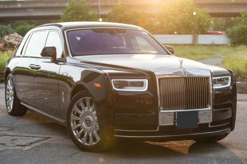 Đại gia Thanh Hóa chơi lớn, tậu siêu xe Rolls-Royce Phantom VIII trị giá tới 80 tỷ kèm biển số 'đặc biệt'