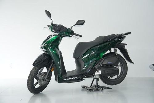 Cận cảnh Honda SH Vetro vừa về Việt Nam, giá từ 140 triệu đồng