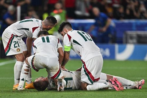 Dính chấn thương kinh hoàng, tuyển thủ Hungary sớm nói lời chia tay EURO 2024