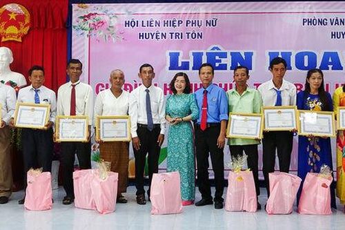 Tri Tôn tổ chức liên hoan gia đình hạnh phúc