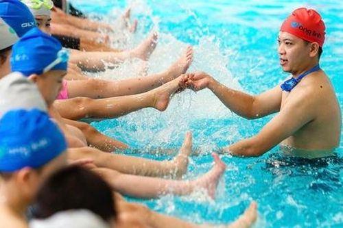 Dạy bơi cho trẻ - đừng lần lữa nữa!