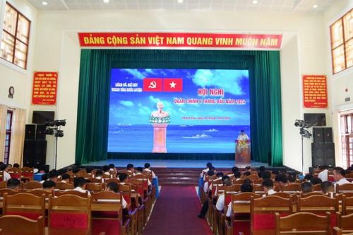 Trung tâm Huấn luyện Vùng 4 Hải quân: Hội nghị quân chính 6 tháng đầu năm