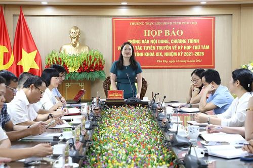 Họp báo về Kỳ họp thứ Tám - HĐND tỉnh khóa XIX