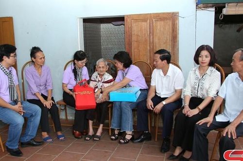 Hành trình về nguồn 'Tự hào Tổ quốc tôi' năm 2024
