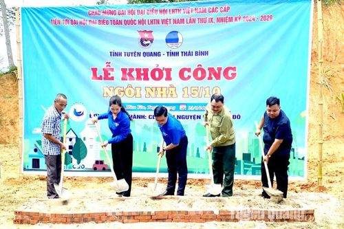 Khởi công xây dựng ngôi nhà 15-10 tại xã Nhân Mục