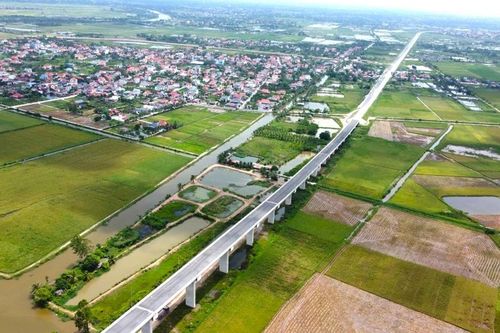 Vì sao cây cầu thuộc dự án nghìn tỷ ở Hải Phòng làm xong hơn 1 năm vẫn bỏ không?