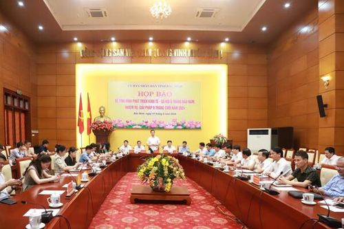 Bắc Ninh: Kinh tế - xã hội 6 tháng đầu năm 2024 đã tăng trưởng trở lại