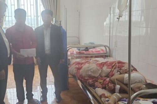 Phó Thủ tướng chia buồn với gia đình có 3 trẻ tử vong trong đám cháy