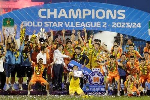 SHB Đà Nẵng vô địch Hạng Nhất Quốc Gia 2023/24