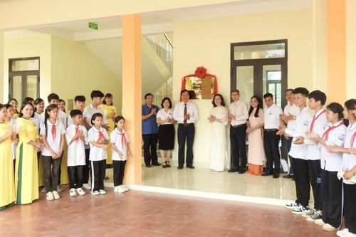 Lễ gắn biển công trình chào mừng Đại hội MTTQ tỉnh lần thứ XIII, nhiệm kỳ 2024 - 2029