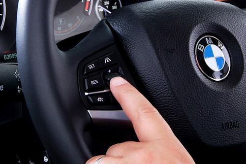 Có nên bỏ tiền để độ Cruise Control cho xe?