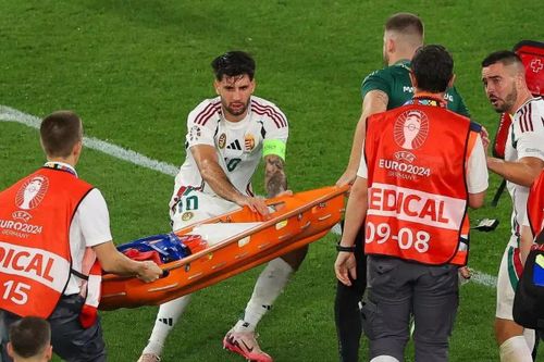 UEFA lên tiếng về vụ nhân viên y tế đi bộ khi Varga ngã gục giữa sân