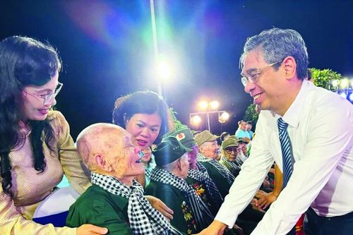 Hành trình về nguồn 'Tự hào Tổ quốc tôi'