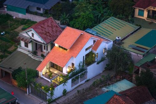 Chiêm ngưỡng nhà ngói đỏ đẹp 'không góc chết' ở Nghệ An