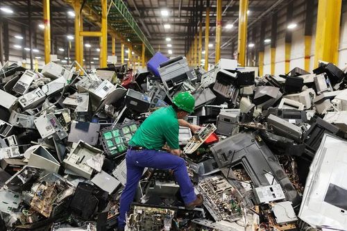 Cấp thiết xử lý rác thải điện tử
