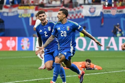 Xác định cặp đấu đầu tiên vòng 1/8 EURO 2024