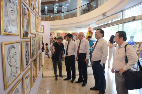 Duyên nợ của những người làm báo vẽ tranh