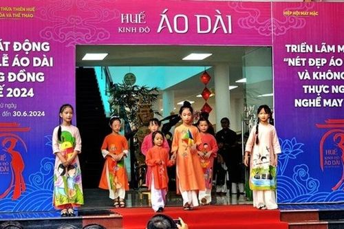 Phát động Tuần lễ Áo dài cộng đồng Huế 2024