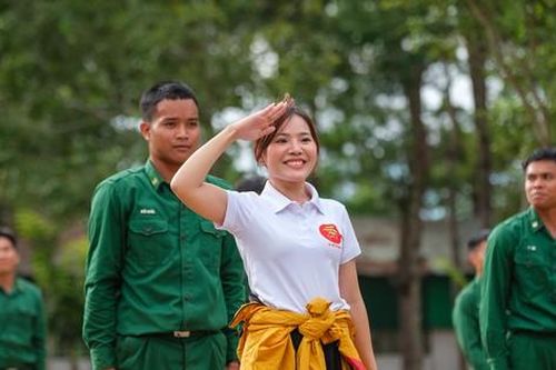 Tình nguyện viên nghệ sĩ TPHCM chung tay vì nụ cười trẻ em Đắk Nông