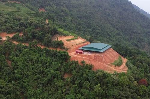 Hòa Bình xử lý công trình 'khủng' xây trái phép trên đất rừng