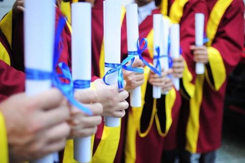 Bộ Giáo dục hỏa tốc yêu cầu báo cáo việc Thượng tọa Thích Chân Quang làm tiến sĩ trong 2 năm