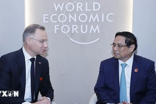 Thủ tướng Phạm Minh Chính gặp Tổng thống Ba Lan Andrzej Sebastian Duda