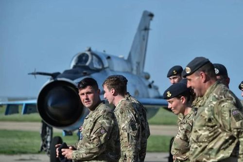 Ngôi làng nằm sát Ukraine sắp trở thành căn cứ không quân lớn nhất châu Âu của NATO