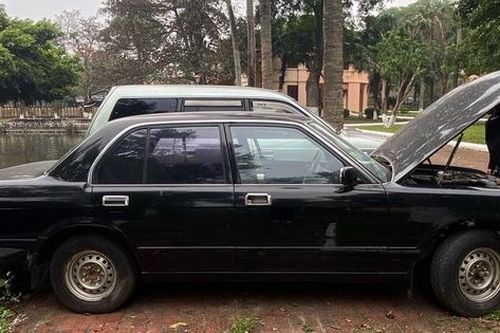 Vì sao phiên đấu giá 'xe bộ trưởng' Toyota Crown được nhiều người quan tâm?