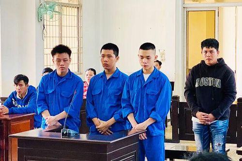 Lãnh án tù vì thói côn đồ