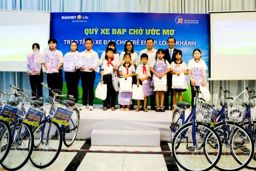Bảo Việt Nhân thọ trao 40 xe đạp cho trẻ em có hoàn cảnh khó khăn