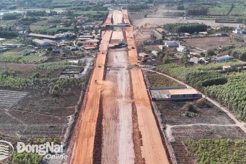 Đồng Nai bàn giao toàn bộ mặt bằng dự án 2 tuyến giao thông kết nối Sân bay Long Thành