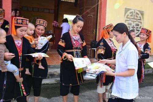 Bổ sung dinh dưỡng cho trẻ phát triển toàn diện