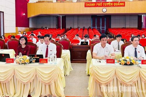 Thông qua 7 nghị quyết tại Kỳ họp thứ 8, HĐND thành phố Tuyên Quang