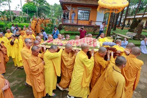 Lâm Đồng: Lễ nhập kim quan Hòa thượng Thích Đức Nghi tại tu viện Bát Nhã (TP.Bảo Lộc)