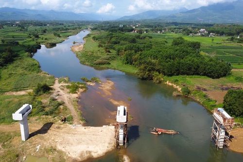 Quảng Ngãi mời thầu khảo sát, lập Báo cáo nghiên cứu khả thi 3 công trình kè chống sạt lở bờ sông