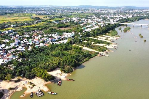 Quảng Ngãi: Cho phép sử dụng bê tông thương phẩm để thi công 'siêu' dự án đường Hoàng Sa - Dốc Sỏi