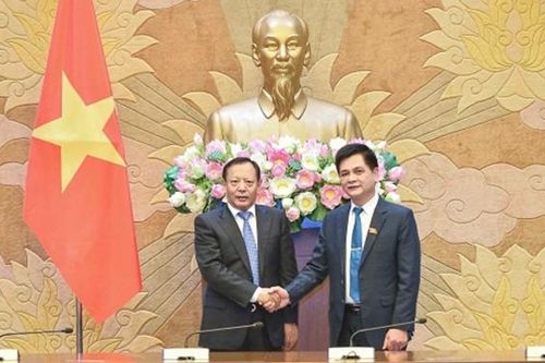Phó Chủ tịch Hội đồng Dân tộc Nguyễn Lâm Thành tiếp Phó Chủ nhiệm Ủy ban Dân tộc Trung Quốc