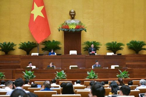 Đại biểu Quốc hội băn khoăn về mô hình tổ chức của văn phòng công chứng