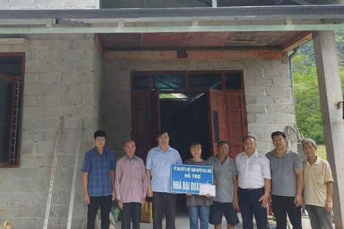 Hạ Lang vận động ủng hộ Quỹ 'Vì người nghèo' trên 1 tỷ đồng